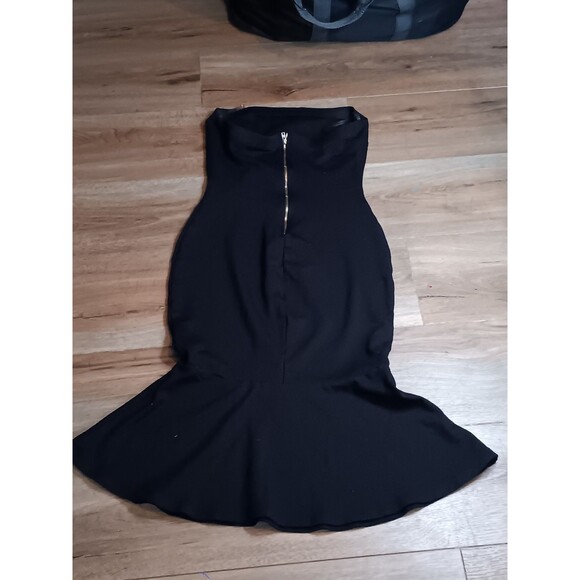 Black dress - Picture 3 of 4